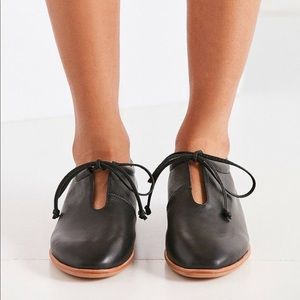 JEFFREY CAMPBELL PRIETO OPEN VAMP OXFORD SZ 10
